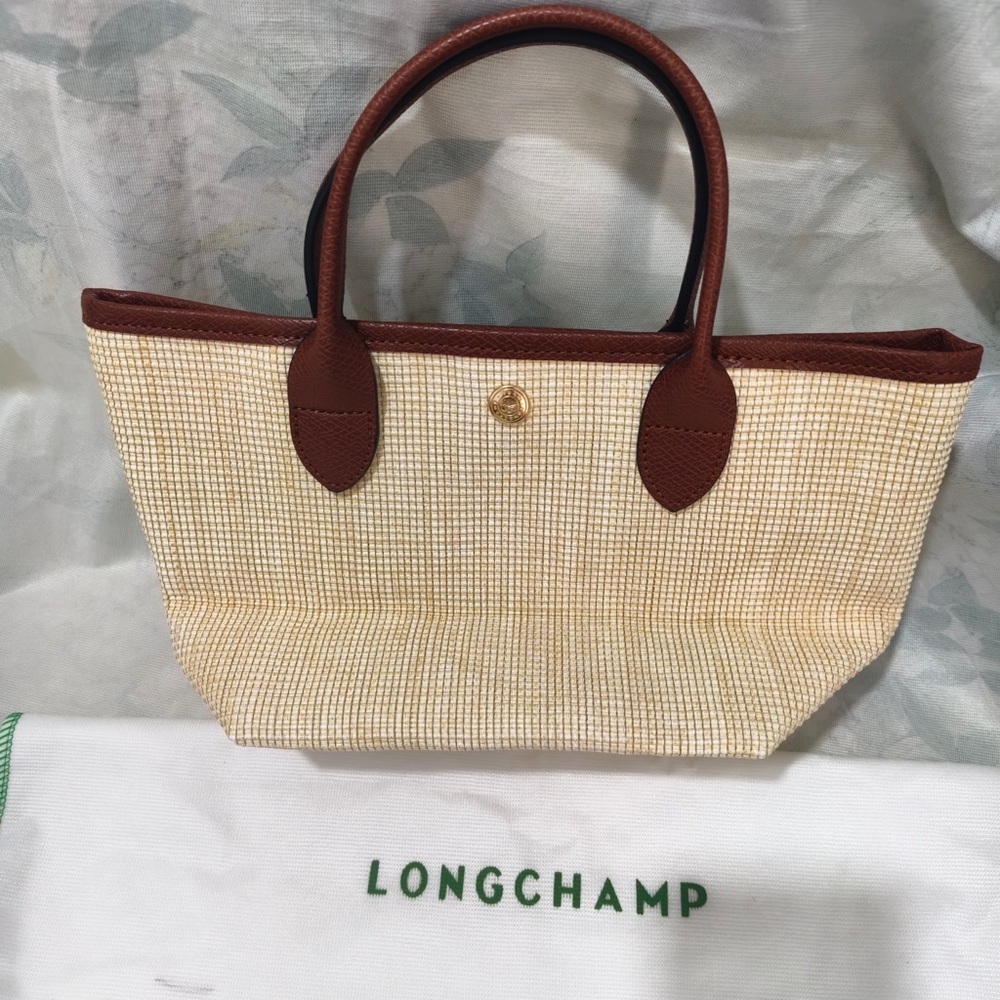 Longchamp Cream Woven Tote with Brown Leather Trim and Horse Motif - Picture 2 of 13